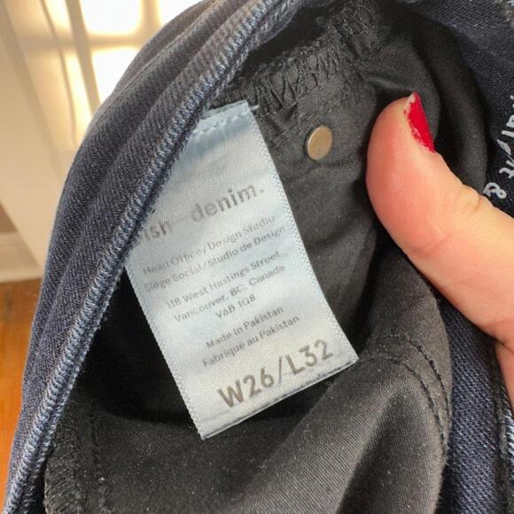 DISH PERFORMANCE DENIM MID RISE STRAIGHT  & NARROW - Picture 10 of 11